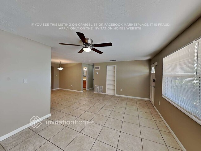 Foto del edificio - 3581 Lalani Blvd