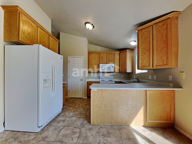 Building Photo - 11963 S Powder Cv