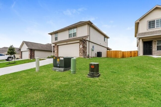 Building Photo - 406 Brushback Dr