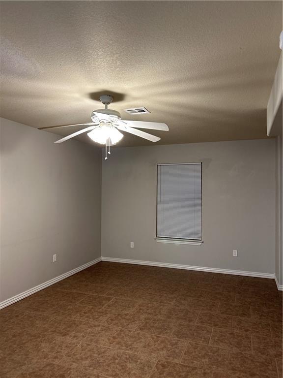 Foto del edificio - 705 W Garland St