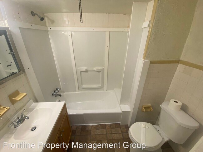 Building Photo - 5 br, 1 bath House - 49 Sunshine Rd