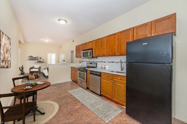Foto del edificio - 269-271 Parker St