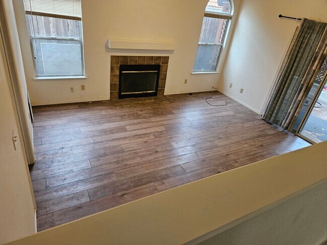 Building Photo - Beautiful Home for Rent