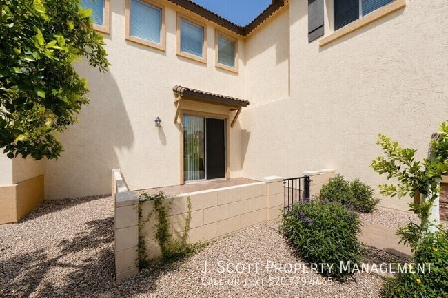 Building Photo - 4172 E Santa Fe Ln