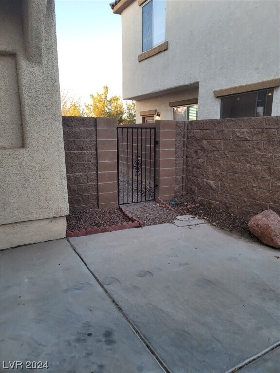 Foto del edificio - 731 Emerald Idol Pl