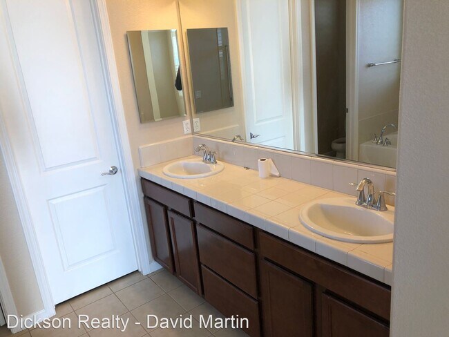 Foto del edificio - 3 br, 2 bath House - 1412 Snow Summit Drive