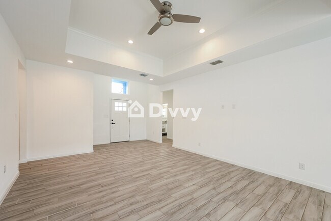 Building Photo - 1226 El Porvenir, San Antonio, TX 78224