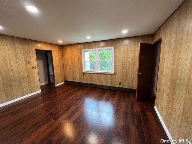 Building Photo - 6 Cattle Ln