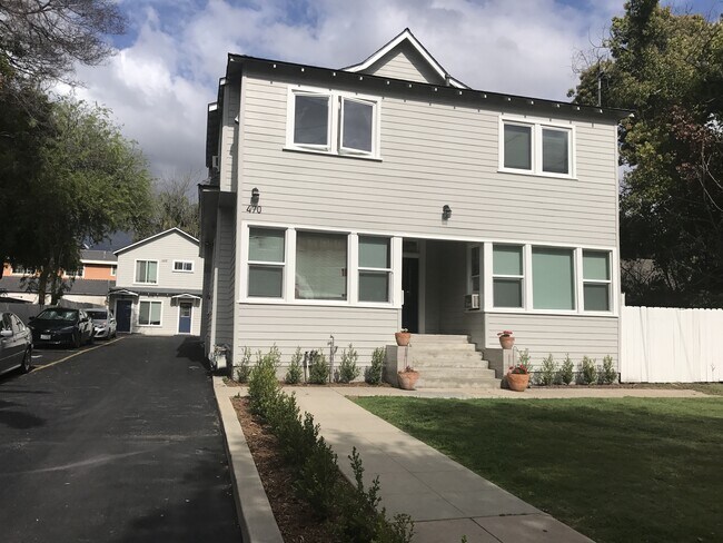 Building Photo - 466 Cypress Ave