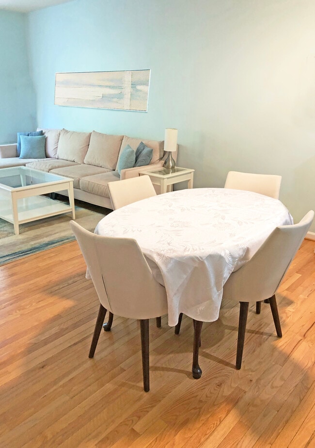 Dining room, table can expand to hold 6 - 100 Melbourne Park Cir