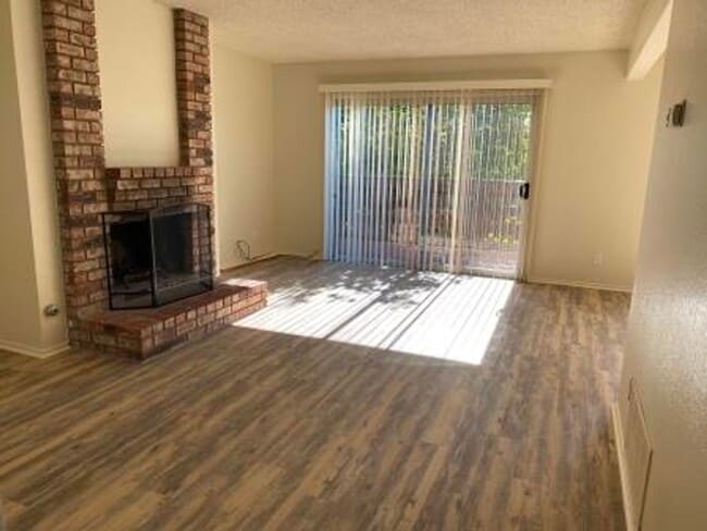 Building Photo - STUNNING 3BD/2.5BA TOWNHOME WITH A BEAUTIFUL VIEW IN EL SOBRANTE, CA!!!