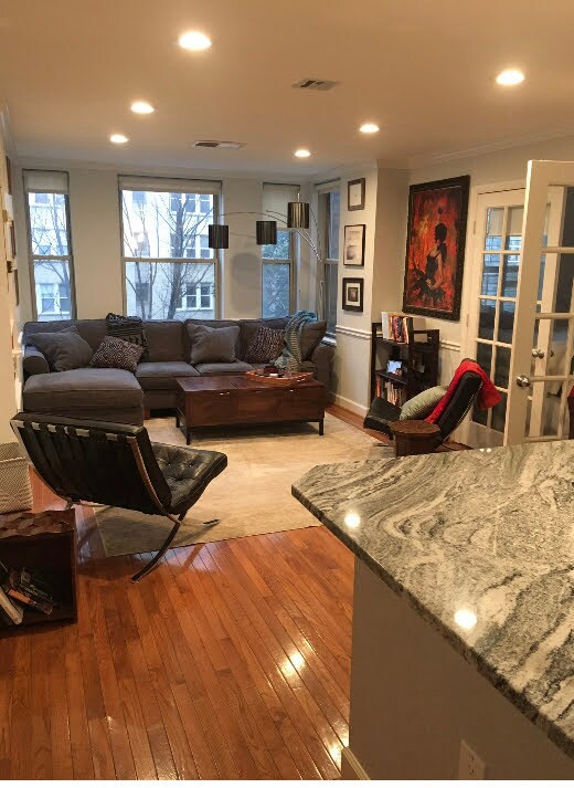 Sala de estar (y dormitorio) desde la cocina - 2440 16th St NW
