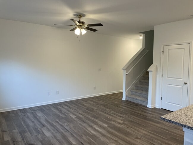 Building Photo - 1423 Ben Park Way