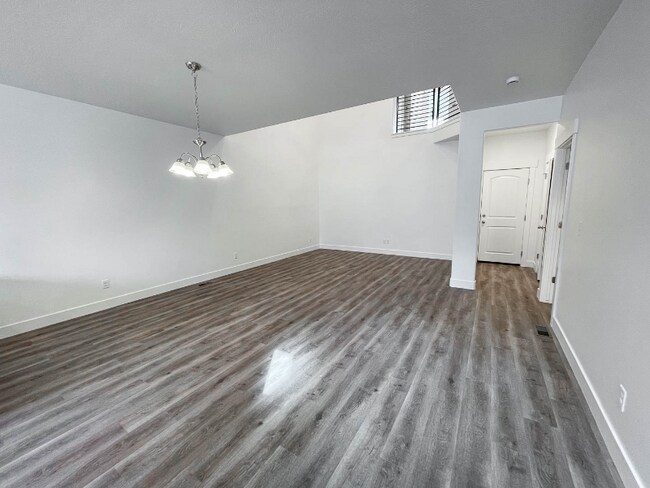 Building Photo - 4508 W Watchmen Wy