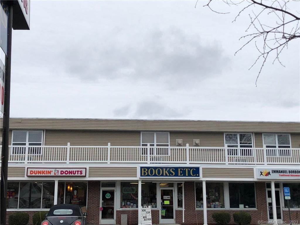 1064 Poquonnock Rd, Groton, CT 06340 House Rental in Groton, CT