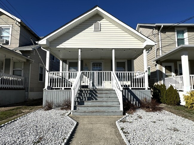 Foto del edificio - 208 15th Ave