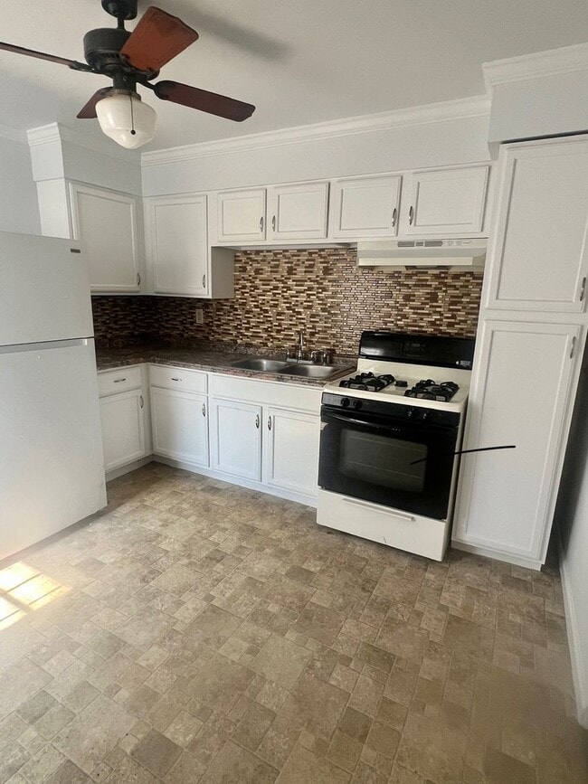 Building Photo - Great 2 Bedroom Home for Rent