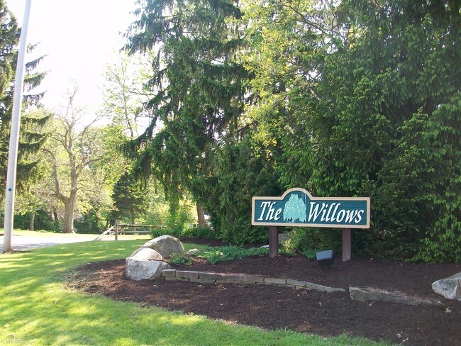 Building Photo - 146 Wilpark Dr