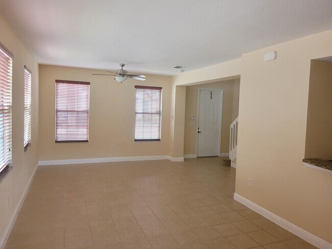 Foto del edificio - 1145 SW 147th Ter