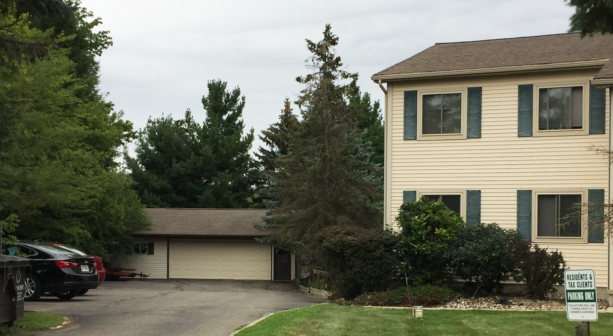 Building Photo - 13095 Prairie View Dr