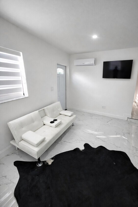 Foto del edificio - 2960 NW 211th St