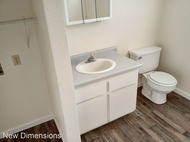 Building Photo - 2 br, 1 bath House - 569 Timothy Way