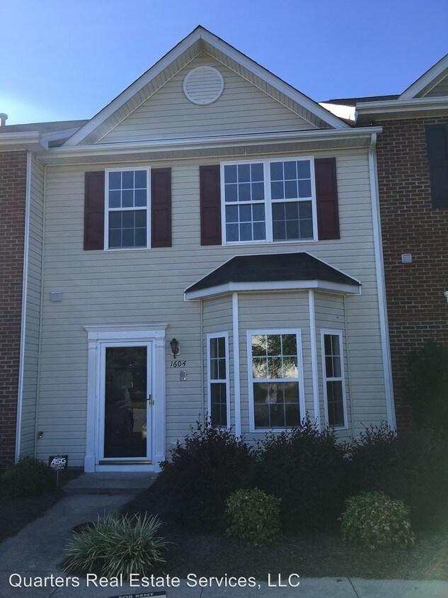 Primary Photo - 1604 Olivers Crossing Cir