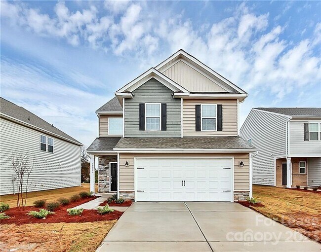 Foto del edificio - Stunning Almost New Home in desirable Chat...