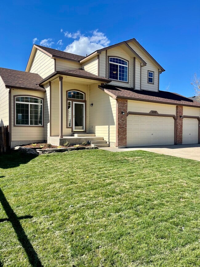 Foto del edificio - 5340 Bradley Cir