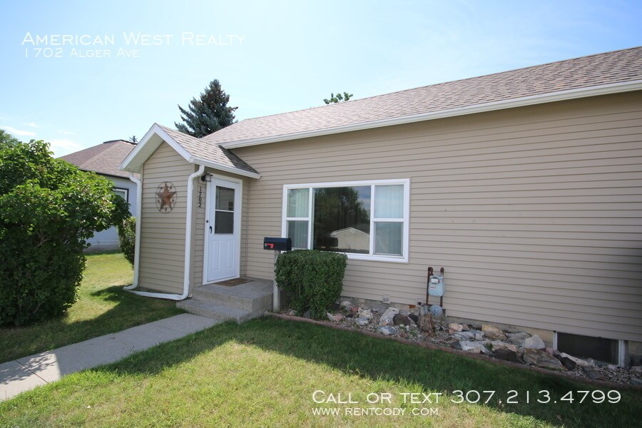 Primary Photo - House close to downtown Cody