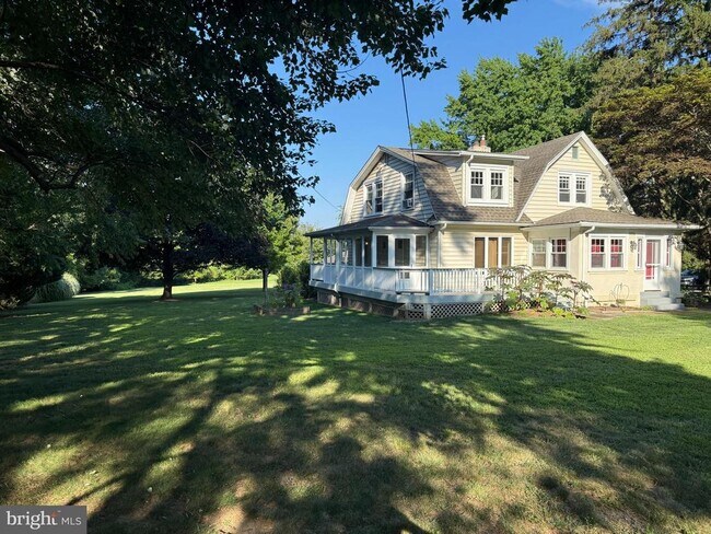 Building Photo - 29 S New Middletown Rd