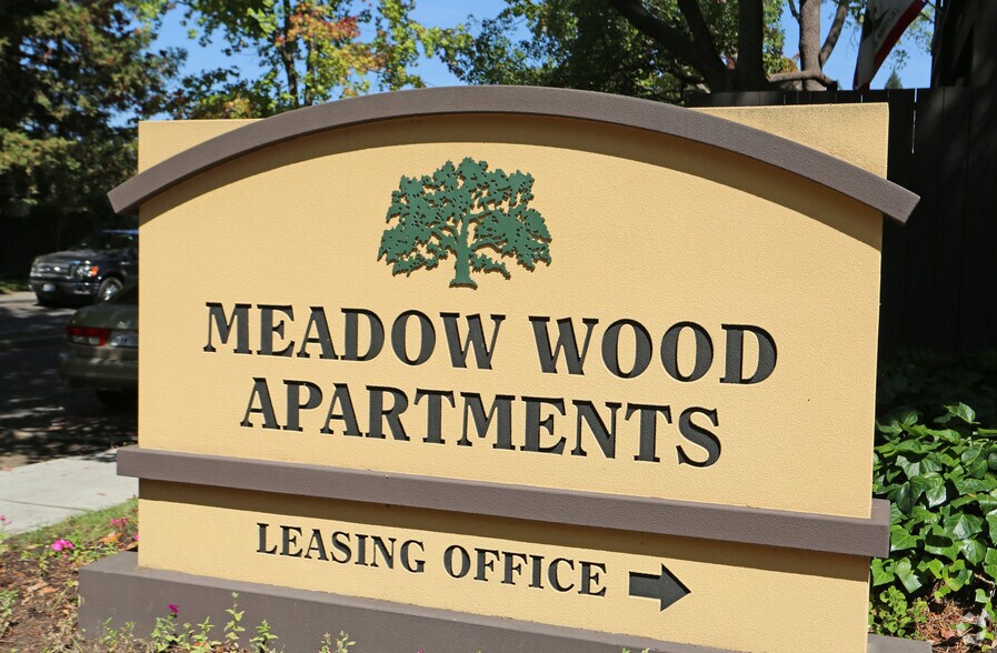 Meadow Wood Apartments