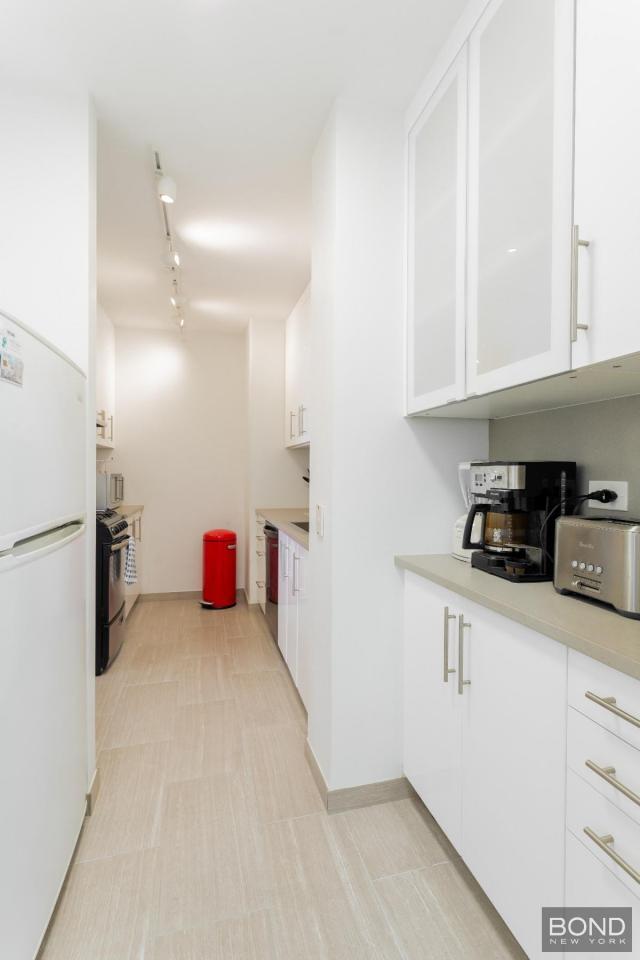 Building Photo - 1 bedroom in New York NY 10022