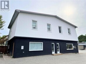 Building Photo - 116-116 Elora St S