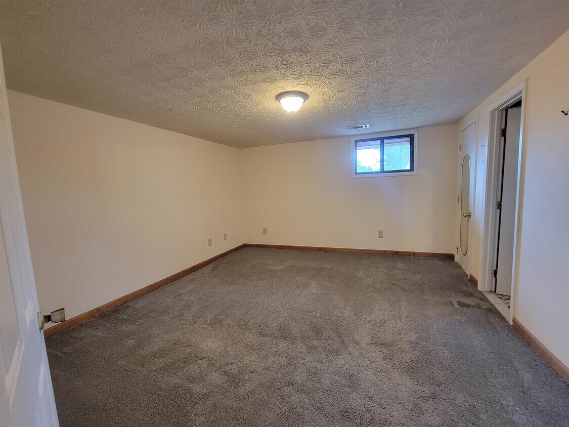 Foto del edificio - 25 Apalachee Church Rd