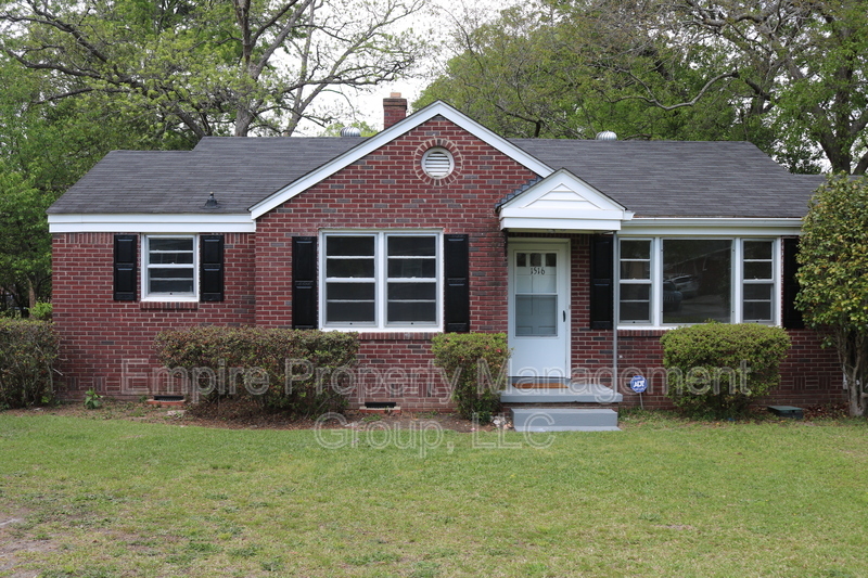Primary Photo - 1516 Summerland Dr
