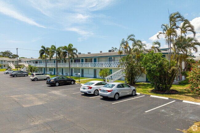 Foto del edificio - Lakeside Point Condominiums