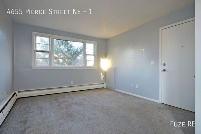 Foto del edificio - 4655 Pierce St NE