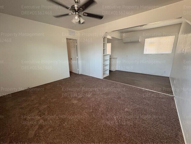 Foto del edificio - 1 bedroom/ 1 bathroom home with modern ame...
