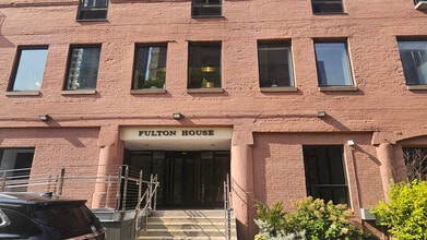 Building Photo - 345 N Canal St
