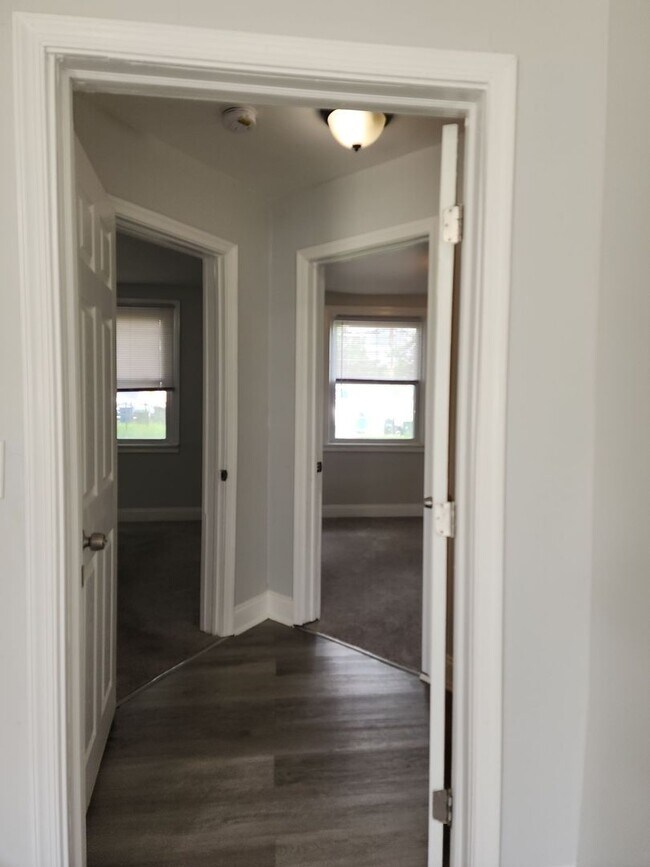 Foto del edificio - 1660 E Cold Spring Ln
