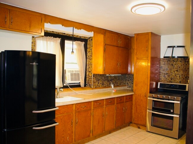 Foto del edificio - 3258 N Kostner Ave