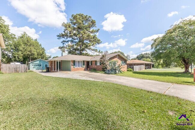 Foto del edificio - 203 Todd Cir