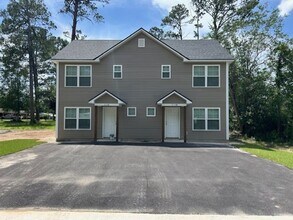 Building Photo - 312 Tomlinson Dr