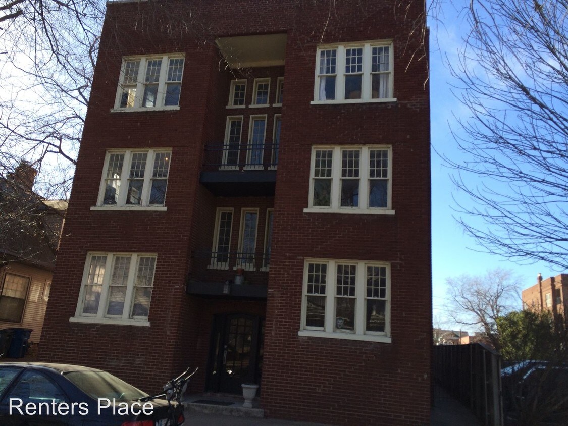 Primary Photo - 1316 S Carson Ave