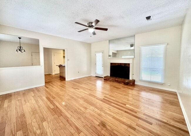 Photo - Beautiful 3BR Home in Summer Crossing