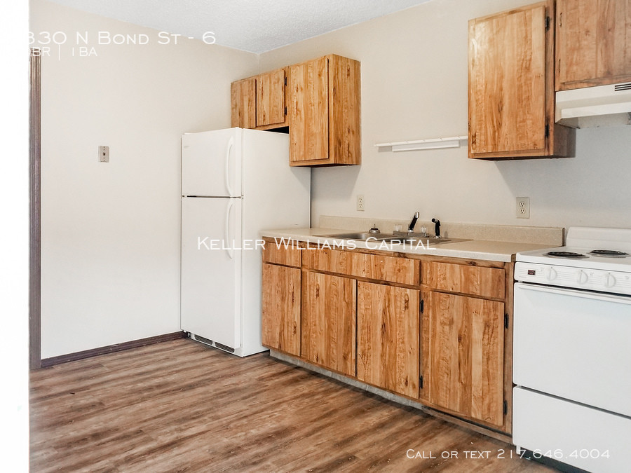 Primary Photo - 830 N Bond St