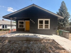 Building Photo - 1335 Crescent Ave