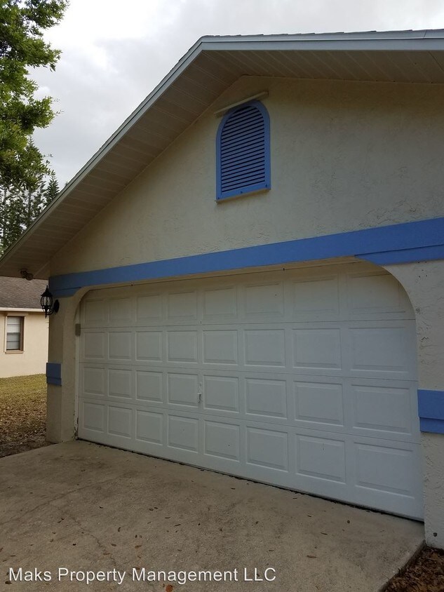 Foto principal - 19280 Cypress View Dr
