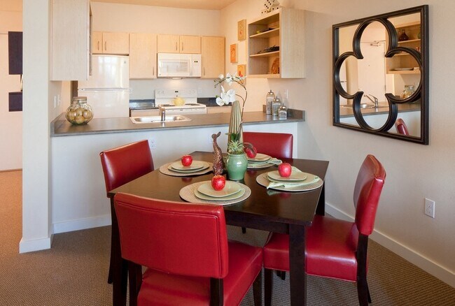 Foto del edificio - Ramona Apartments